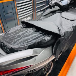 Beenkleed OEM Zwart | Aprilia SXR 50